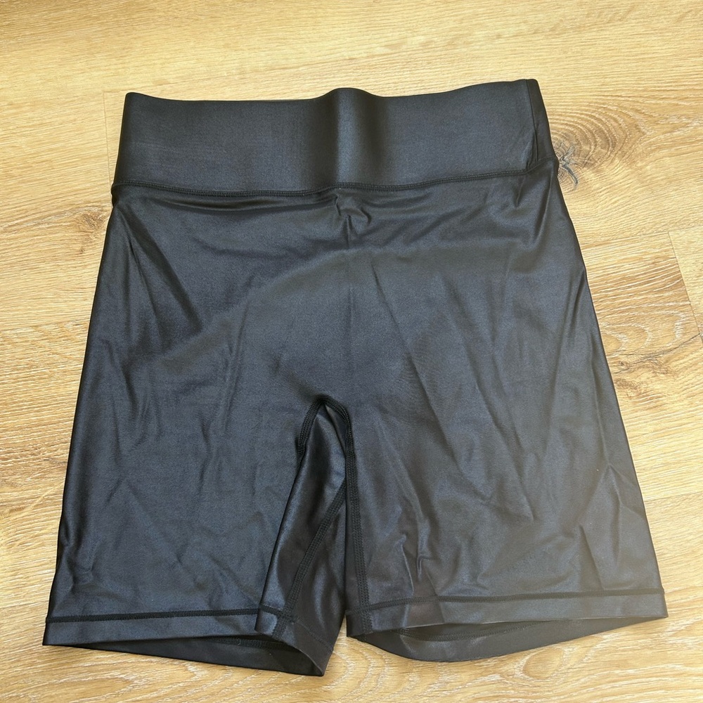 Bandier Black Women's Bike Shorts